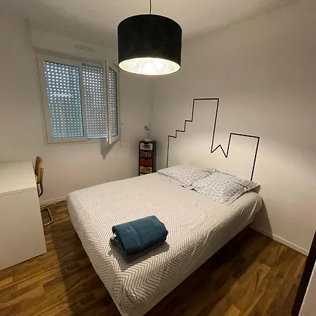 Spacieux. P Gratuit.plage A 13 Min Apartment